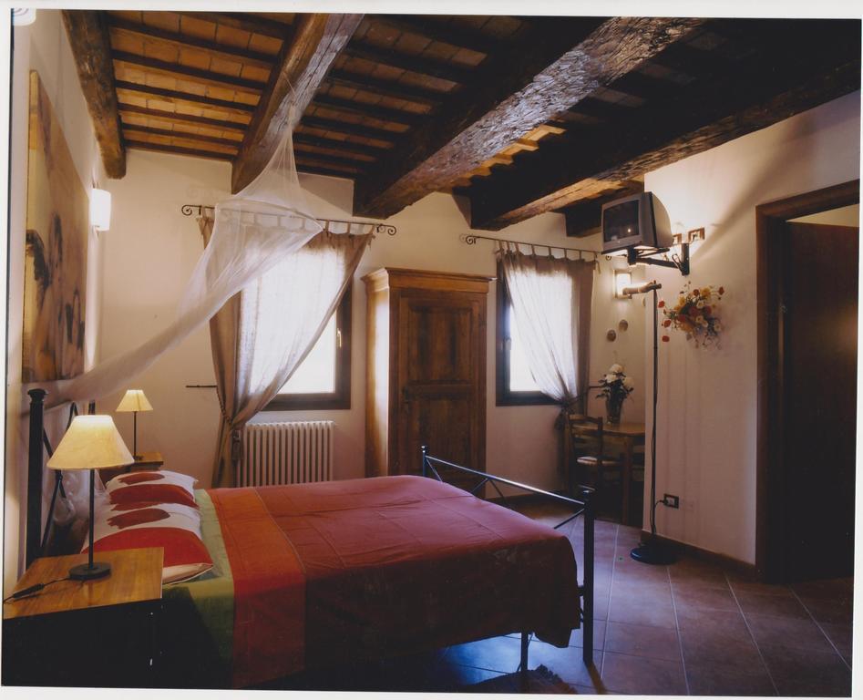 Agriturismo Calderino Фаенца Екстериор снимка
